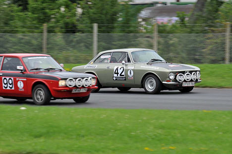 Forberedelse og træning, her under Munkebjerg HillClimb, er vigtige faktorer for at få succes i et seks dage langt rally for gamle biler.